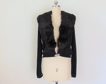 50s black cardigan with large fur collar size medium