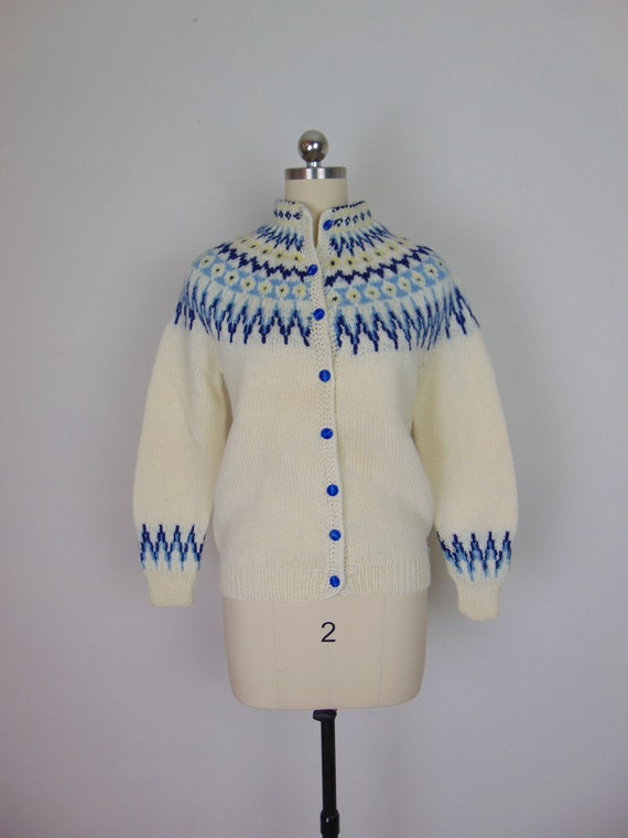 60s hand knit wool Fair Isle cardigan size small - image 1