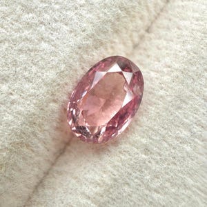 2.07ct Natural Orangy-Pink Sapphire (Padparadscha Color) – GRS Certified