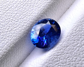 1.76 ct UNHEATED Cornflower Blue Sapphire – Natural Oval Cut Sri Lankan Gem