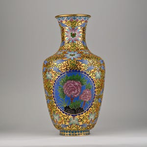 Vintage Chinese Cloisonné Vase | Enamel Floral Design | Elegant Oriental Home Decor