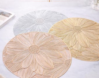3D Daisy Radiance Luxe Tischset, metallisches Luxustischset, eleganter Essakzent, hitzebeständiges Tischset, modernes Housewarming-Dekorgeschenk