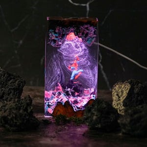 Spider..man vs Venom Resin Lamp – Epic Battle Diorama Light | Handcrafted Marvel-Inspired Lamp | Superhero Gift for Him, Comic Book Decor
