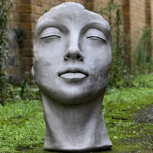 Massive abstract face sculpture Modern minimalist head statue Cement human bust Concrete bust ornament Human face statue Modern garden art