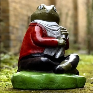 Stone frog figurine Concrete animal statue Outdoor whimsical sculpture Cement pool decoration Frog lover gift Garden and home ornament