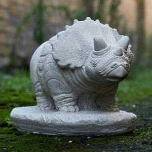 Triceratops concrete statue Handcrafted dinosaur garden decoration Cement prehistoric sculpture Outdoor wildlife ornament Animal lover gift