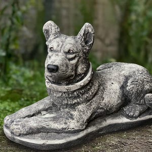 Large German Shepherd figurine Concrete dog sculpture Garden pet decoration Memorial dog ornament Home statue German dog lover gift Yard art