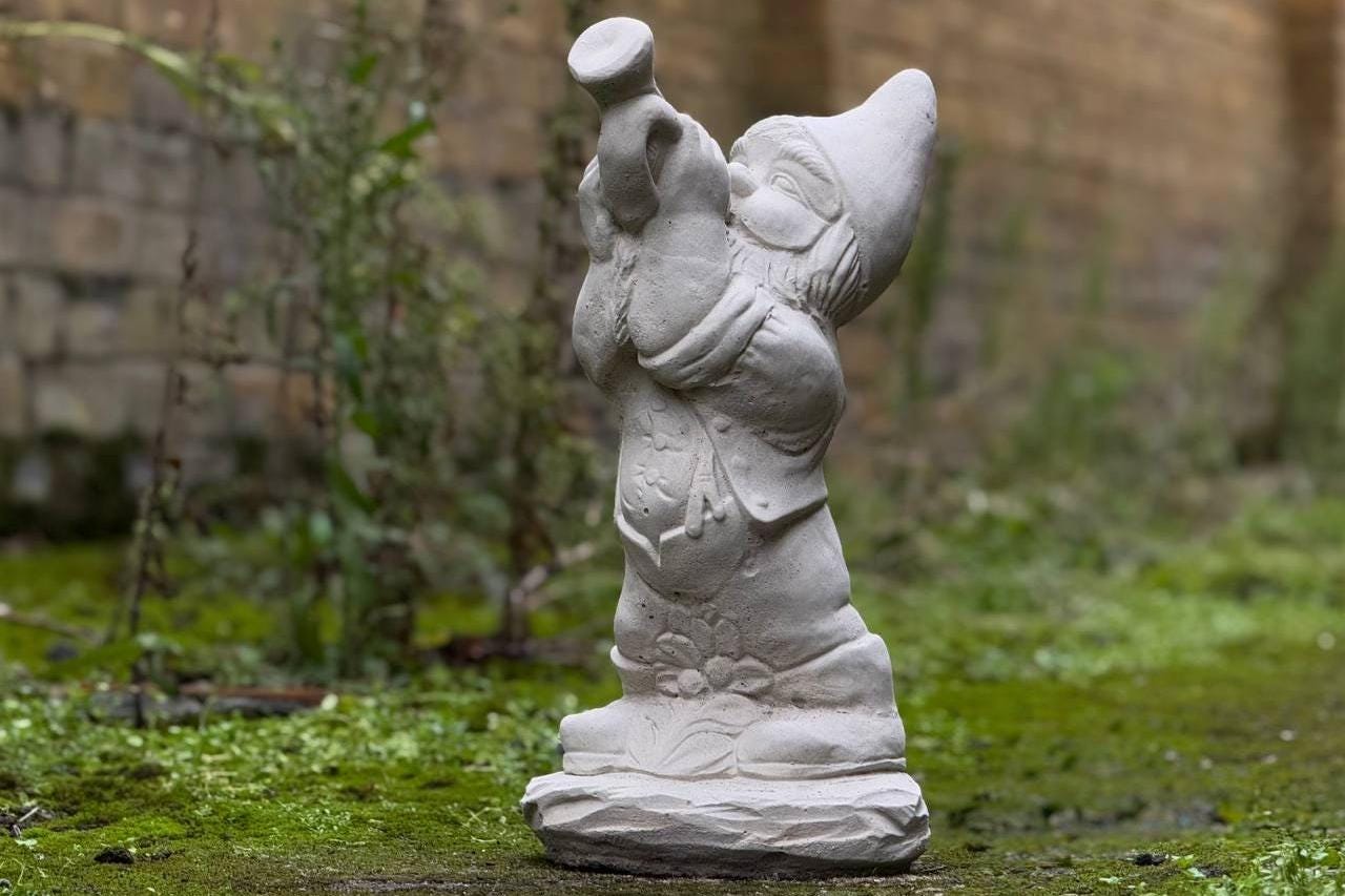 Steinzwerg mit Musikinstrument Skulptur Beton Musiker Deko Outdoor Pixie Statue Garten und Haus Verzierung Musiker Geschenk Hofkunst
