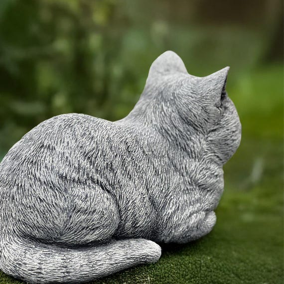 石の猫の置物 屋外用子猫像 コンクリート製ペット記念装飾 庭の猫の