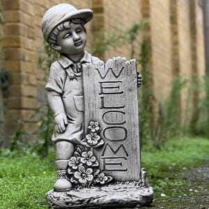Concrete boy statue Stone children with sign decoration Outdoor welcome sign sculpture Cement home figurine Lawn ornament Garden decor Gift