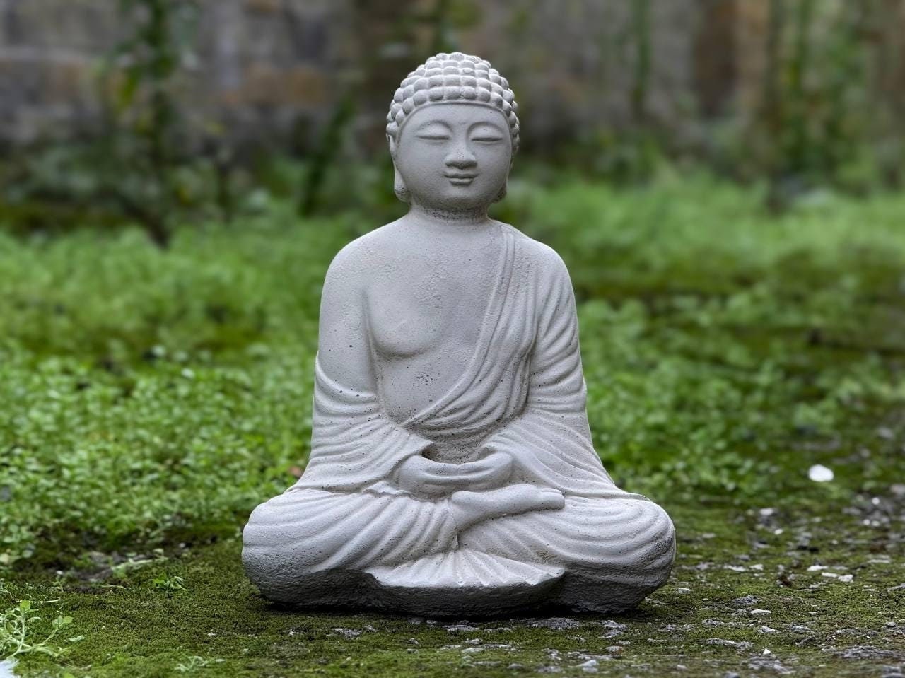 Japanese buddha sculpture Peaceful garden decoration Outdoor meditation buddha sculpture Zen cement ornament Cement yard art Lovely decor