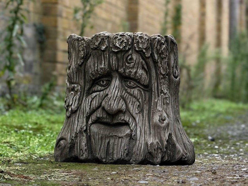 BlissfulStatue Tree Stump Face Planter - Thumbnail 2