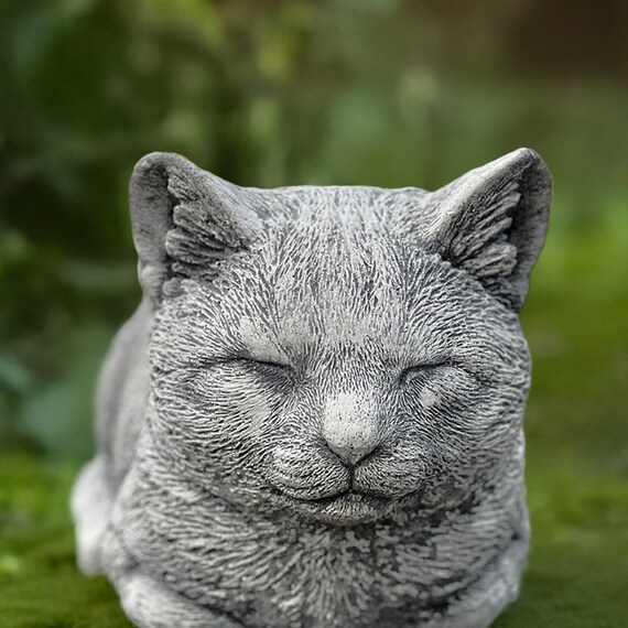 石の猫の置物 屋外用子猫像 コンクリート製ペット記念装飾 庭の猫の