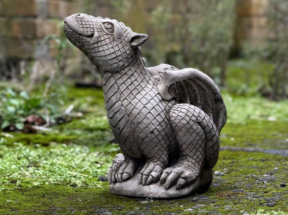 ブラジル産水晶ドラゴン（龍彫刻） - 埼玉県吉川市の天然石専門店