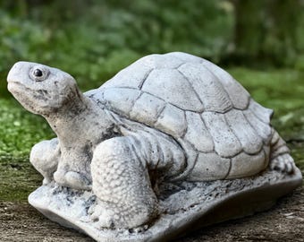 屋外用亀の置物 コンクリート製の爬虫類の像 石造りの亀の彫刻