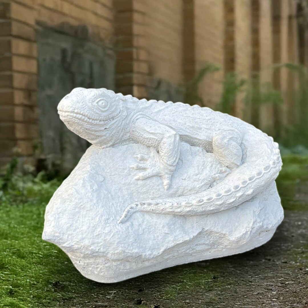 Stone Lizard Sculpture Concrete Lizard Figure Cement Reptile