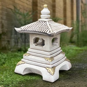 Concrete pagoda lantern Stone zen statue Asian garden figurine Japanese decor Cement oriental lamp Outdoor yard ornament Lamp lover gift