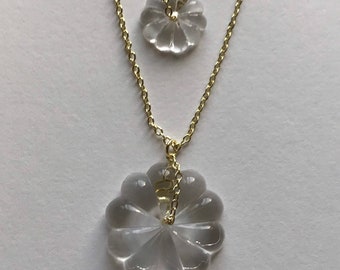 repurposed glass flower layer necklace