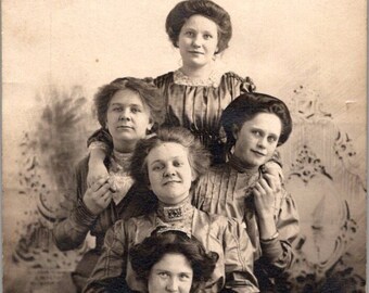 LADIES Family Portrait Antique Postcard -Real Photo Postcard - Unposted c1910's