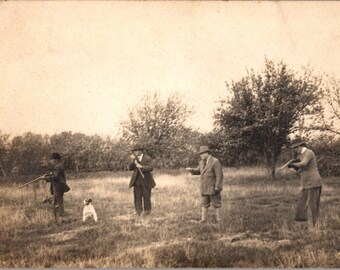 PHEASANT HUNTING antique Postcard - Hunters, Dog Handler and Bird Dog - Unposted c1910's