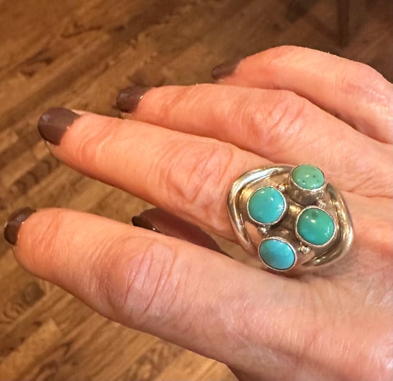 Vintage Sterling Silver and Turquoise Shield Ring… - image 5