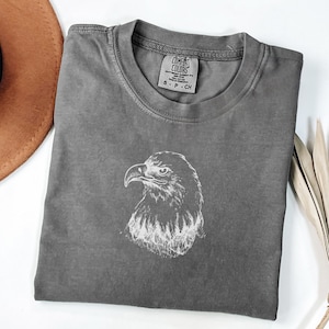 Comfort Colors Eagle T-Shirt | Vintage Style Patriotic Bird Graphic Tee | Nature Lover Gift Shirt | Bald Eagle Shirt | Unisex Oversized Tee
