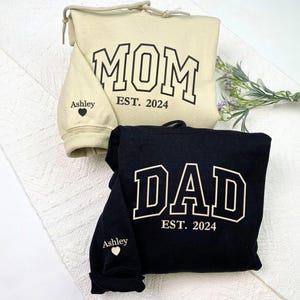 Custom Embroidered Sweatshirt, Name On Sleeve With Heart, Grandpa Shirt With Date, Daddy Est Year Shirt, Gift For New Dad, Father&#39;s Day Gift