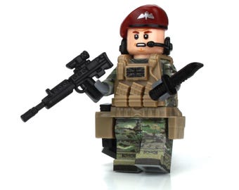 Battle Brick British Paratrooper Soldier Battle Brick Custom made with real LEGO® Minifigure