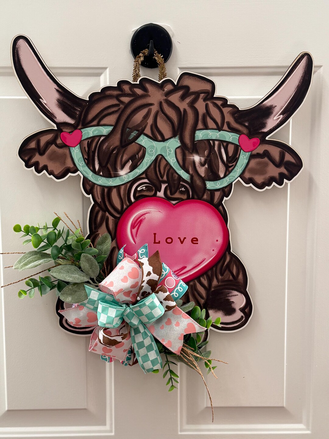 Valentine Highland Cow Door Hanger | Handmade Bow, Farmhouse Decor - Etsy
