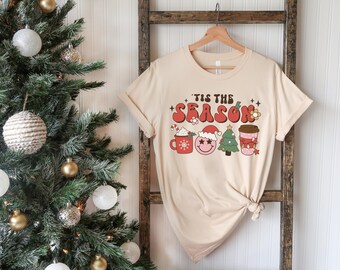 Tis the Season Christmas Shirt, Womens Chistmas Tee, Cute Retro Christmas T-Shirt, Christmas Graphic Tees,