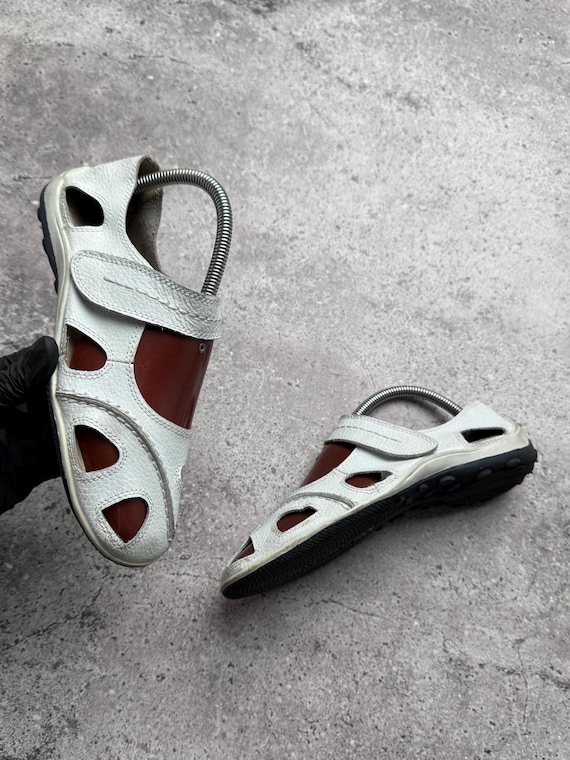 Vintage White Leather Fisherman Sandals Women's Comfort Walking Shoes Y2K