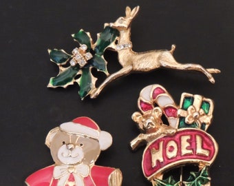 Vintage Christmas Brooch Pin Lot, Christmas Santa Bear Brooch Pin, Christmas Reindeer Brooch Pin, Christmas Noel Stocking Brooch Pin