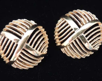 NAPIER Gold Earrings / Vintage Napier Gold Earrings / Clip Earrings / Napier Jewelry / Signed Earrings / Wedding Earrings / Wedding Jewelry