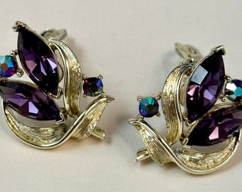 Vintage Silver LISNER  Purple Crystal Rhinestone Clip Earrings, Mid Century Lisner Purple Floral Earrings, Signed Lisner Earrings