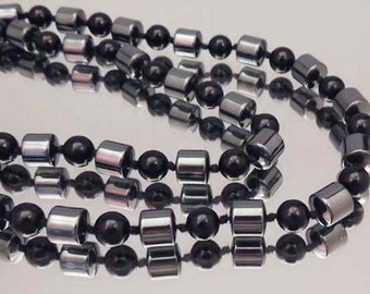 Vintage Black Glass and Gray HEMATITE Bead Necklace / Hematite Necklace / Gray Hematite Bead Necklace