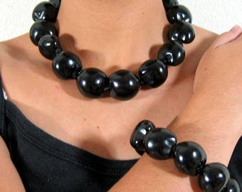 Philippines Ladies 16" (2pc Set) Black Kukui Nut Necklace with 8" Stretch Bracelet