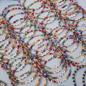 Pulsera de cuentas personalizada con palabras / Pulseras de la amistad al por mayor / Regalos benéficos / Regalos de empresa