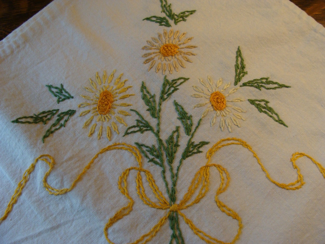 Cottage Vintage Kitchen Table Topper Tablecloth Farmhouse Etsy