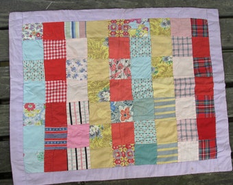 Vintage Small Quilt Adorable Scrap Feedsack Quilt ~ Feed Sack ~ Quilted animals show on back side