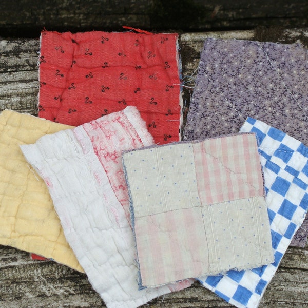 A Batch of Old Primitive Patchwork Quilt Pieces ~ Feedsack  ~ Scraps ~ Farmhouse