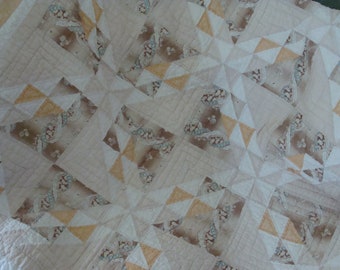 Vintage quilt ~ ongebruikelijk ontwerp ~ kalmerende neutrale kleuren