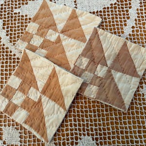 Hand Quilted Antique Quilt Pieces: Farmhouse Sewing Scraps (2.5&quot; x 2.5&quot;)