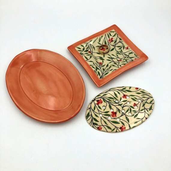 Ring or Key Dish Flower Patterned Handmade Ceramic Soap Bathroom Accessories Various Colours Ring or Key Dish Flower Patterned Handmade Ceramic Soap Bathroom Accessories Various Colours