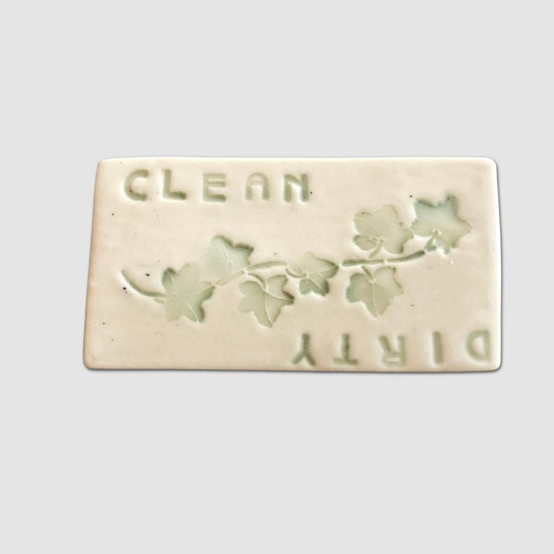 Dishwasher reminder magnet for dirty or clean, Green Ivy imagery