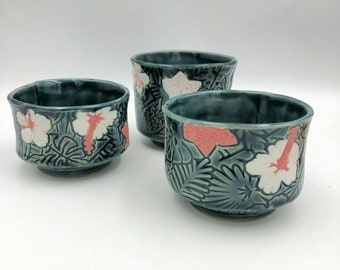 Handmade Rainforest Green Floral Ceramic Bowl: Footed Tea Cup