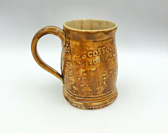 Textured Stoneware Coffee Mug: Handmade Café au Lait Design