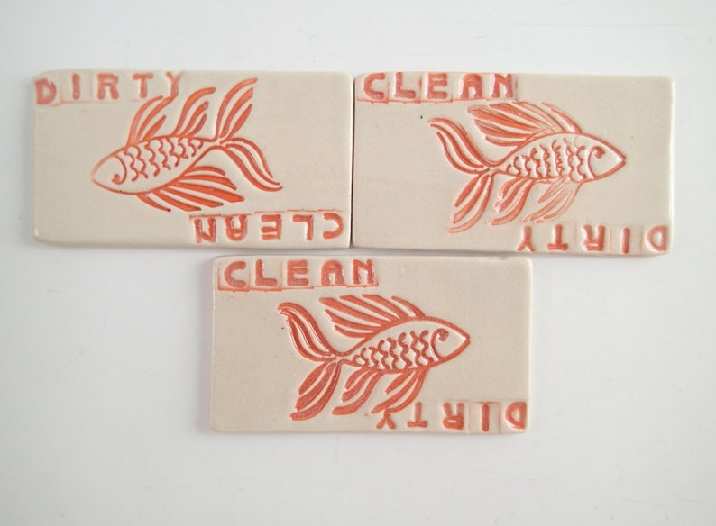 Dirty or Clean Dishes Kitchen Magnet - non-scratching backing, Fish imagery. Approx 1.5 x 3