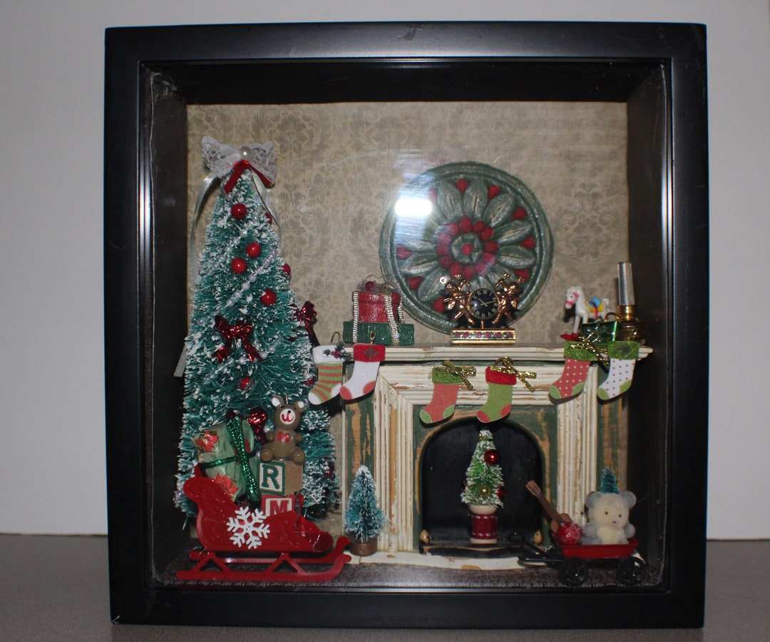Christmas Shadow Box/christmas Tree/christmas Diorama/miniature