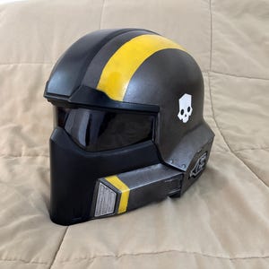 Helldivers 2 B-01 Tactical Helmet 1:1 Scale
