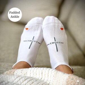 Encouraging Gift Socks Ivf Journey Support Faith Based Comfort Pregnancy Hope Message Spiritual Support Accessory Motherhood Waiting Path Embryo Transfer Day Special Present Hopeful Mom Gift Cozy Comfort Wear Christian Message Hope Trust